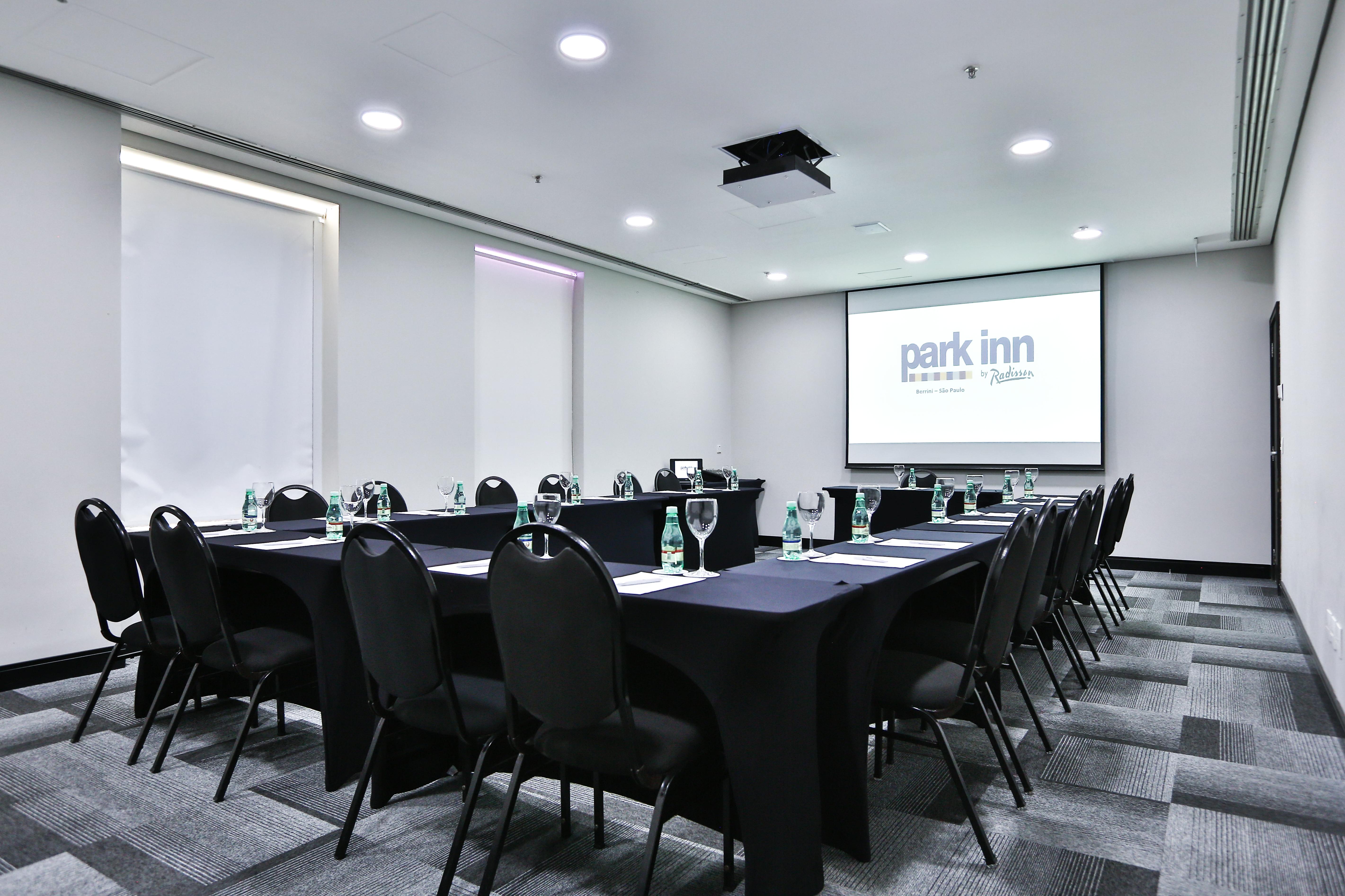 Park Inn By Radisson Berrini — Fotos 2