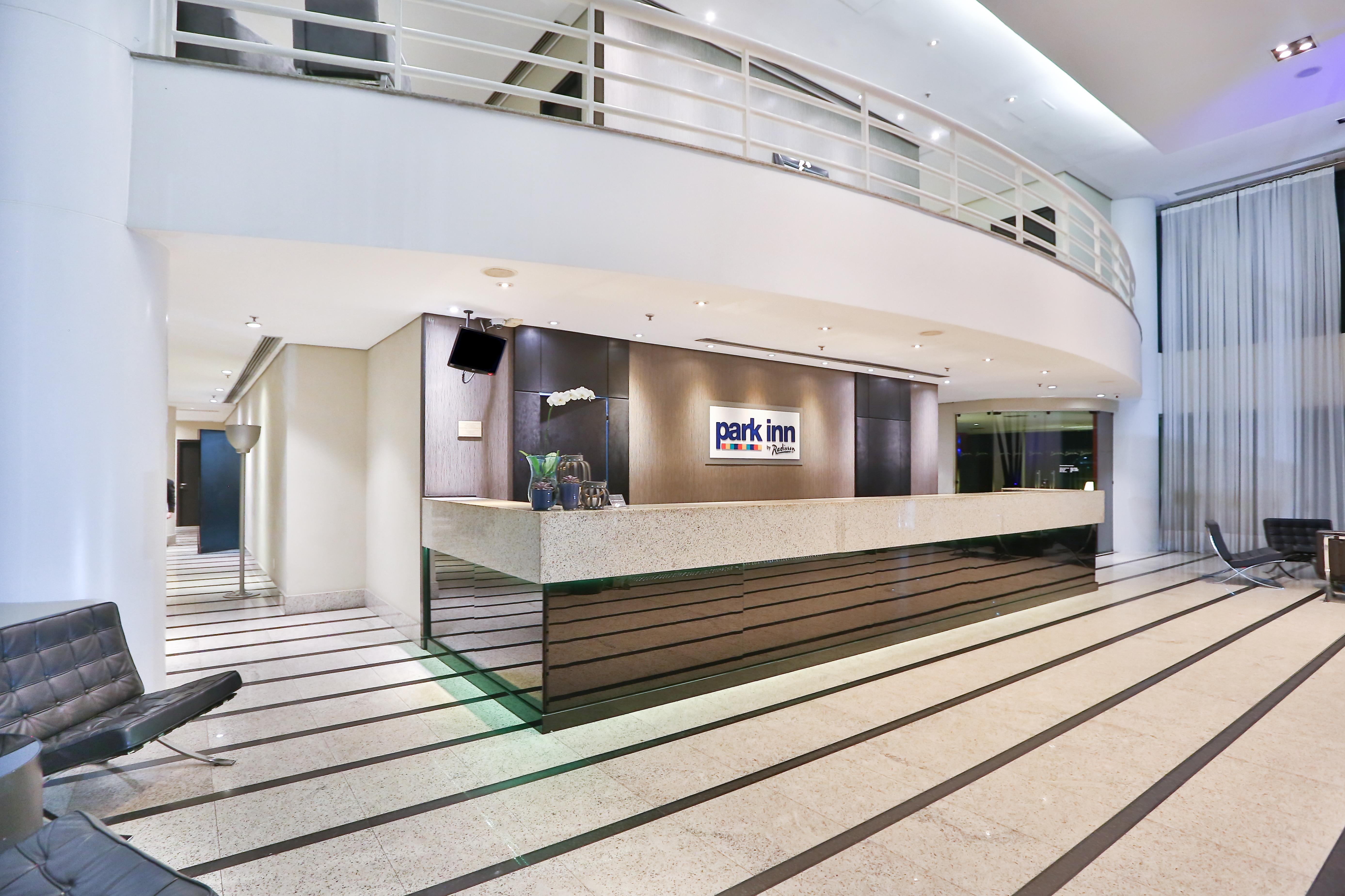 Park Inn By Radisson Berrini — Fotos 1